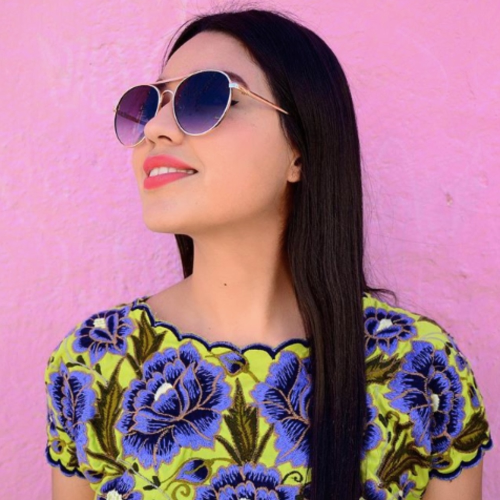 Meet your Posher, Karina